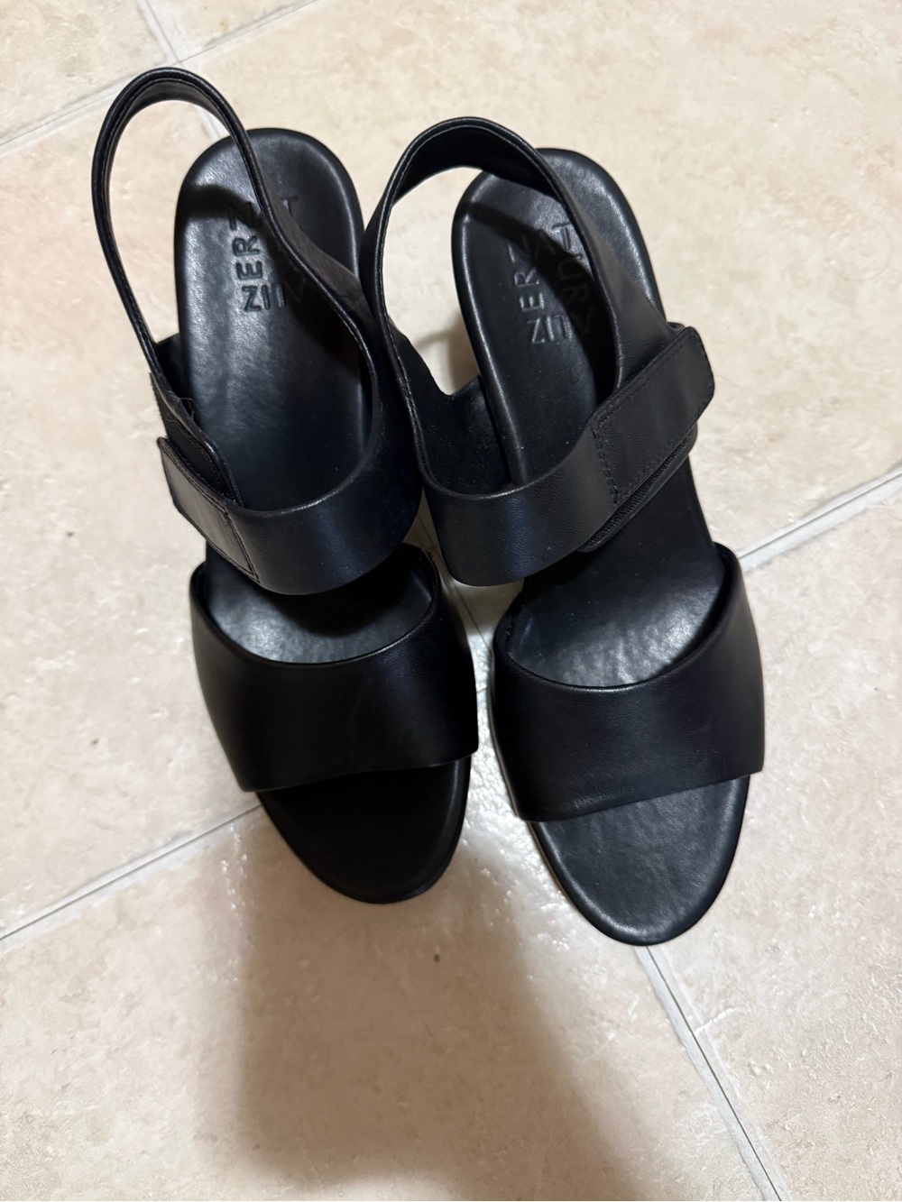 Naturalizer Black Leather Slingback Heels brand new